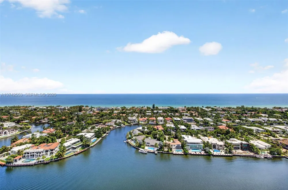 3802 NE 207th St #2802 Aventura, FL 33180