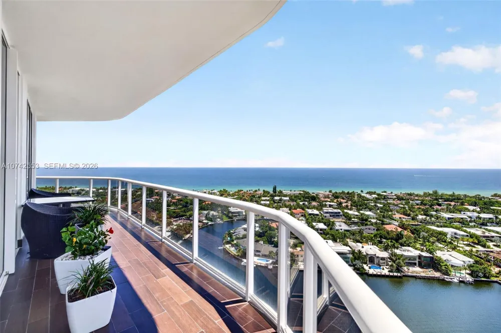3802 NE 207th St #2802 Aventura, FL 33180
