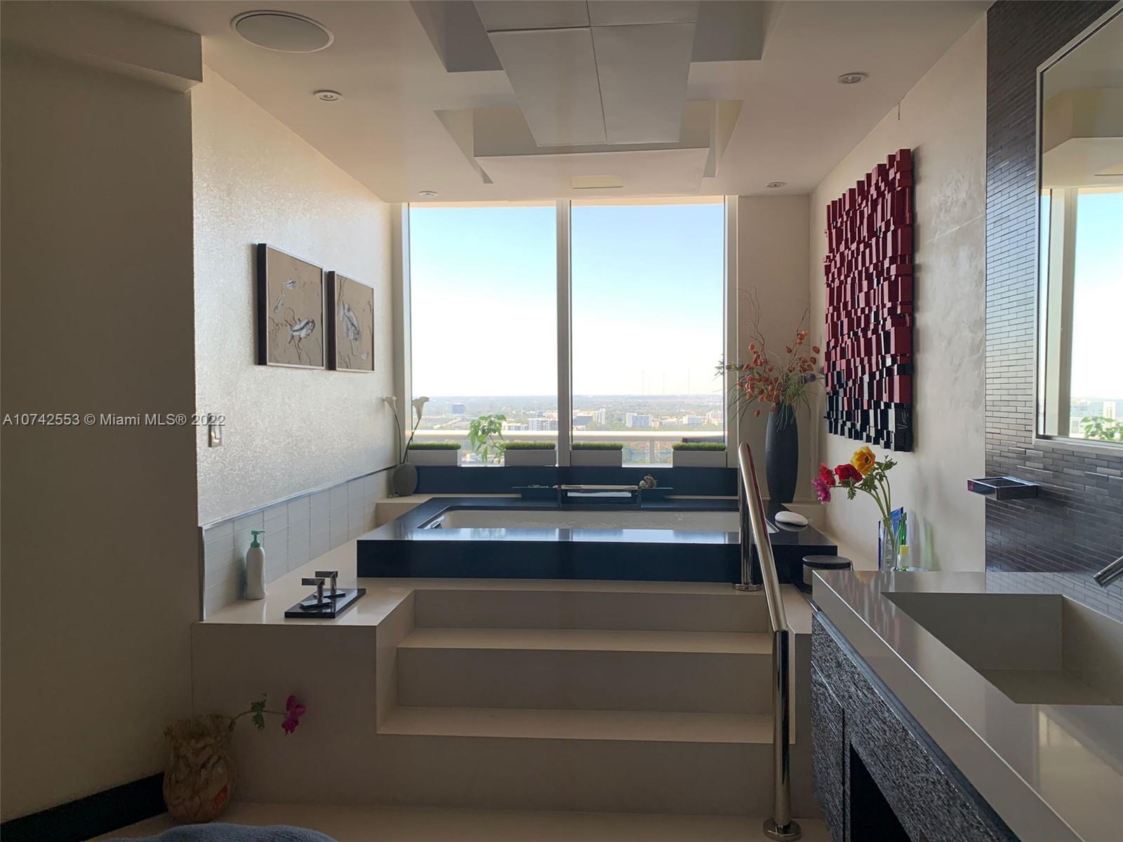 3802 NE 207th St #2802 Aventura, FL 33180