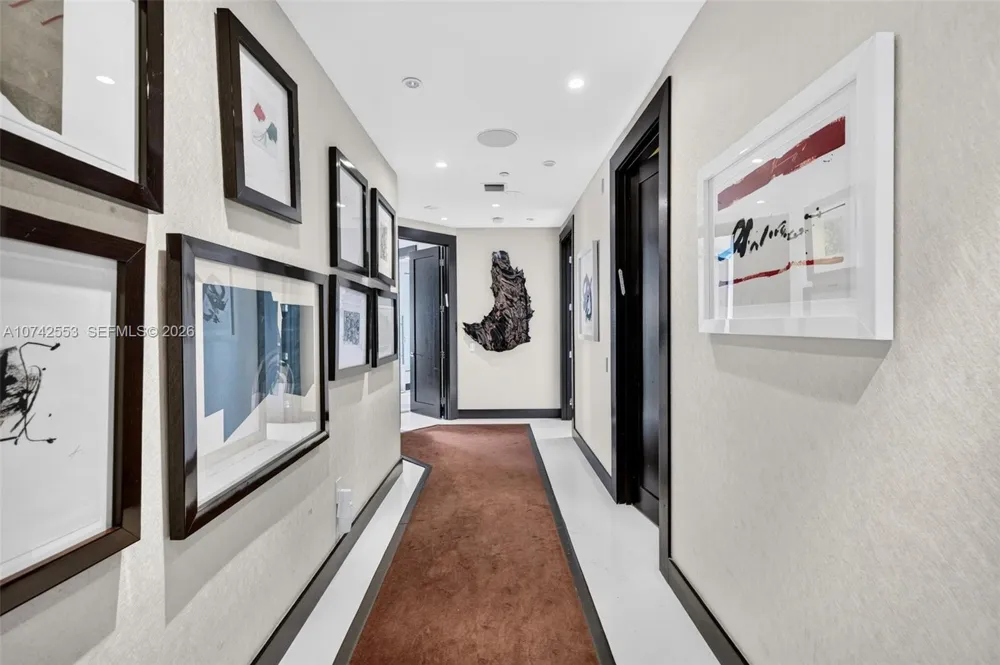 3802 NE 207th St #2802 Aventura, FL 33180