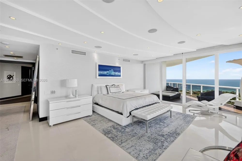 3802 NE 207th St #2802 Aventura, FL 33180