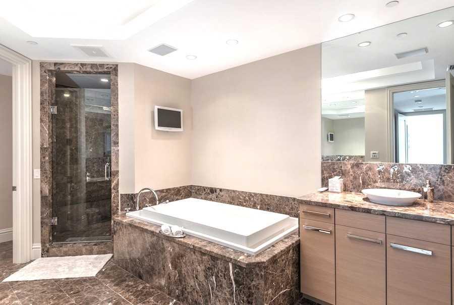 10295 COLLINS AV #1202 Bal Harbour, FL 33154
