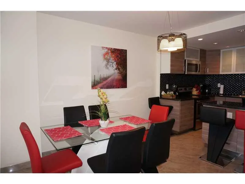 19370 COLLINS AV SEASONAL #1007 Sunny Isles Beach, FL 33160