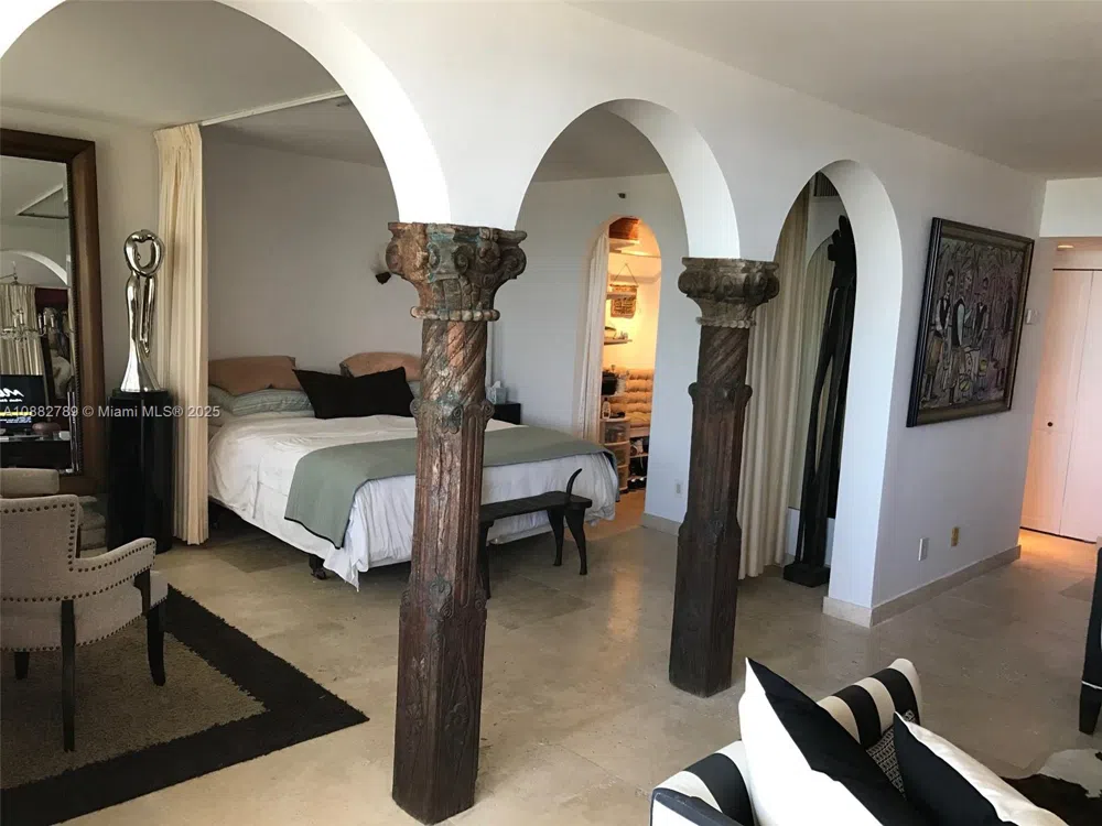 100 Lincoln Rd #644 Miami Beach, FL 33139