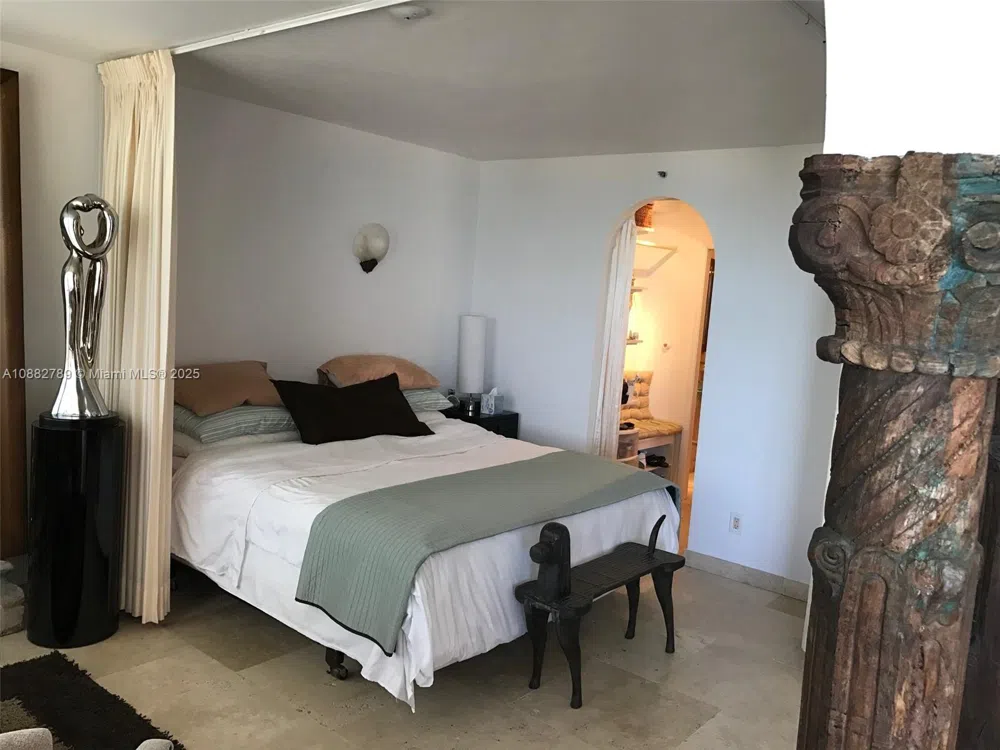 100 Lincoln Rd #644 Miami Beach, FL 33139