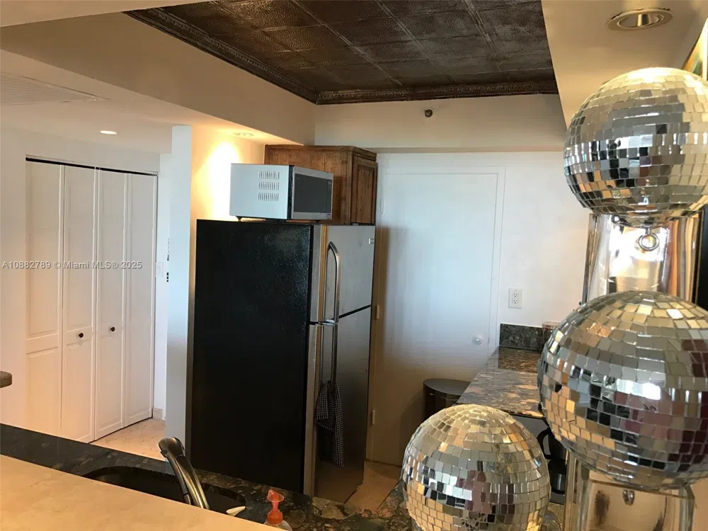 100 Lincoln Rd #644 Miami Beach, FL 33139