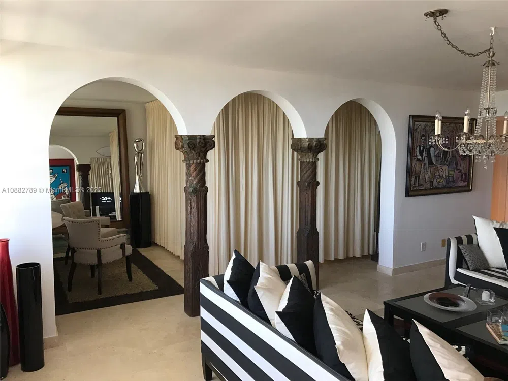 100 Lincoln Rd #644 Miami Beach, FL 33139
