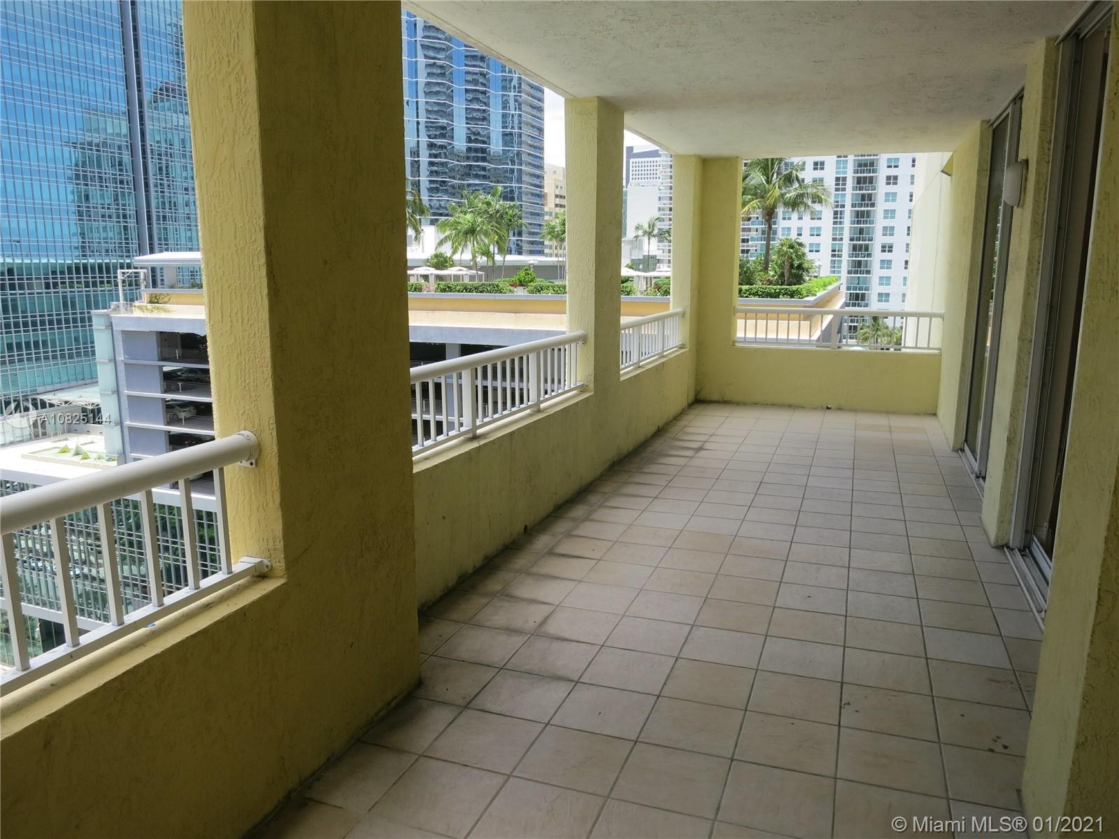 170 SE 14th St #1507 Miami, FL 33131