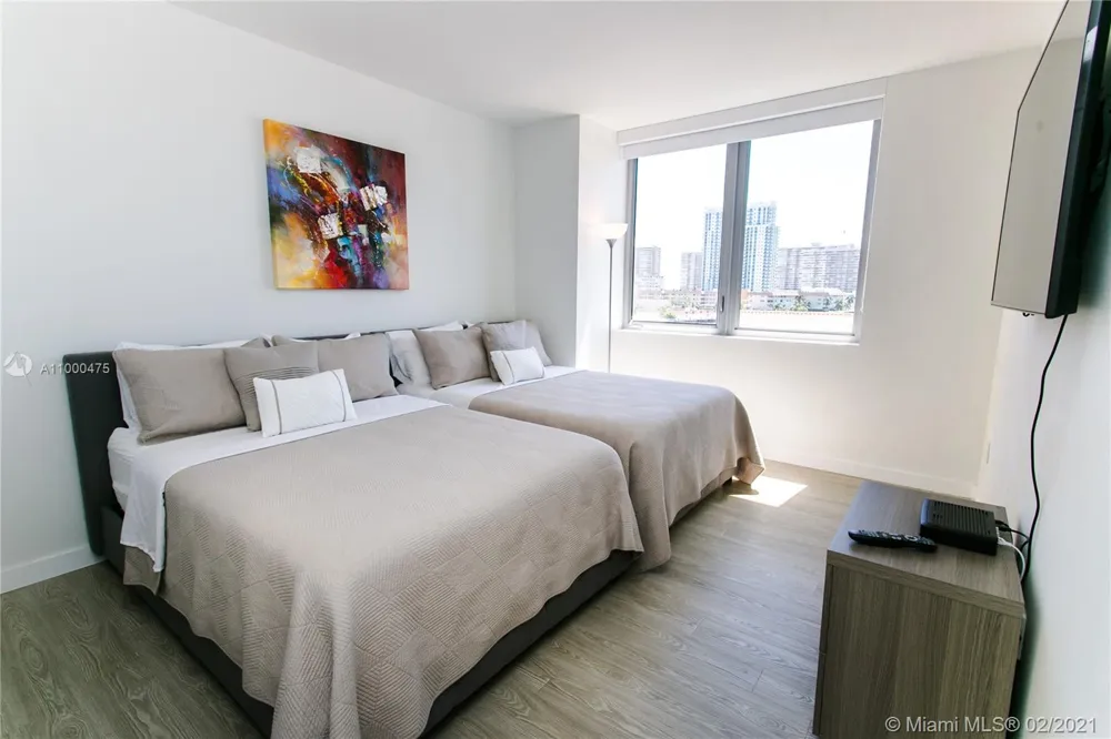 2600 E Hallandale Beach Blvd #T2002 SEASONAL Hallandale Beach, FL 33009