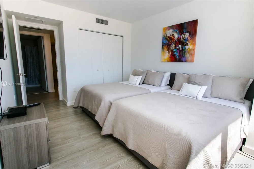 2600 E Hallandale Beach Blvd #T2002 SEASONAL Hallandale Beach, FL 33009