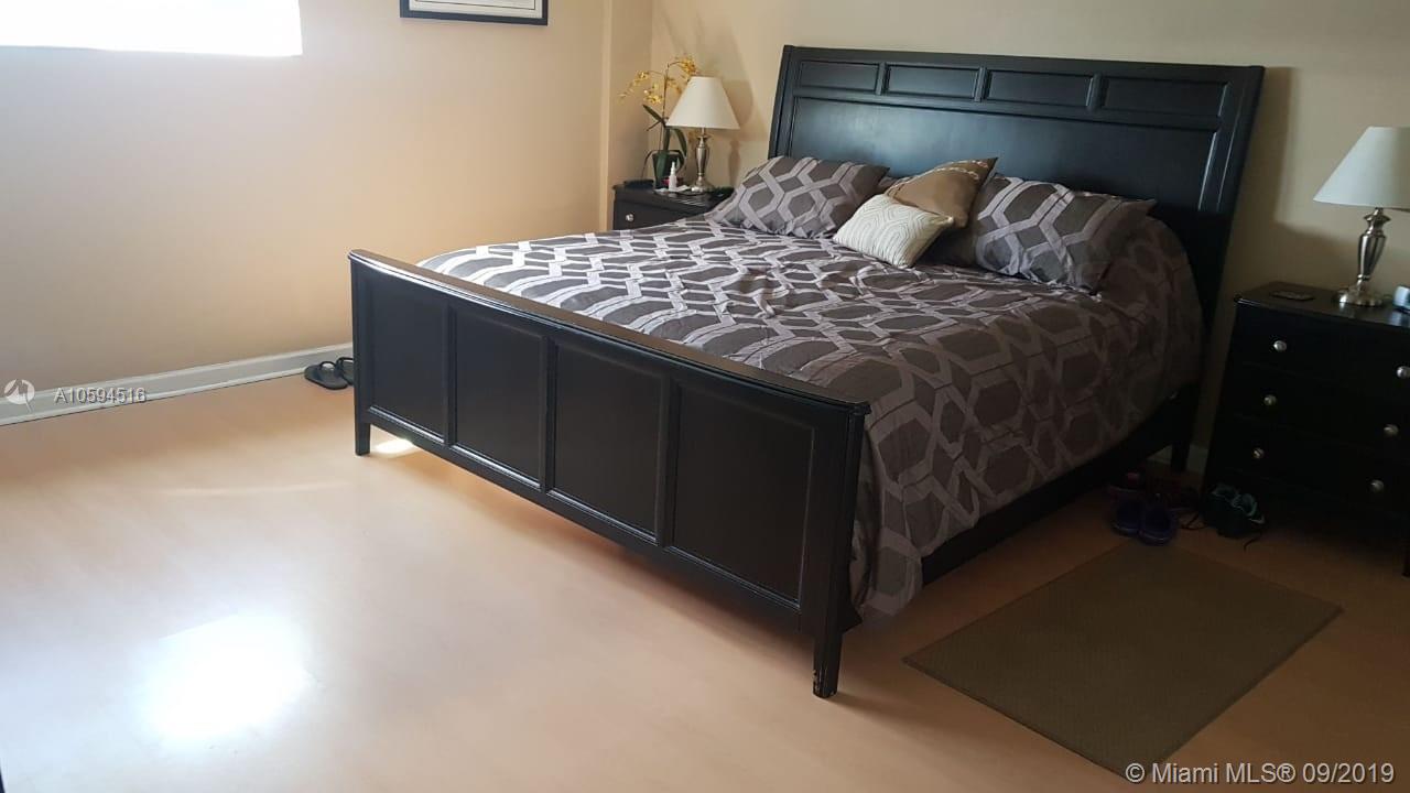 3901 S OCEAN DR #8L Hollywood, FL 33019
