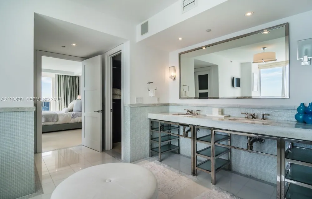 18911 Collins Ave #2705 Sunny Isles Beach, FL 33160