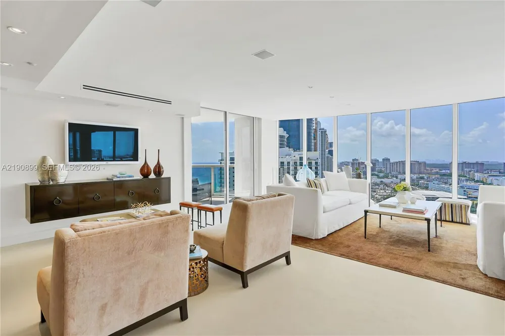 18911 Collins Ave #2705 Sunny Isles Beach, FL 33160
