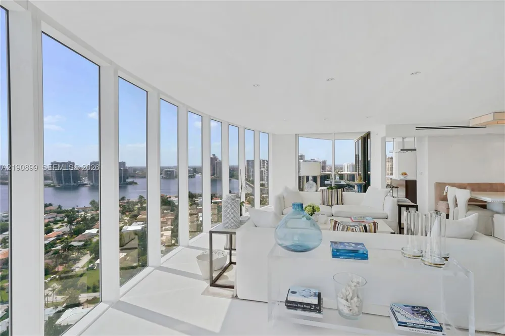 18911 Collins Ave #2705 Sunny Isles Beach, FL 33160