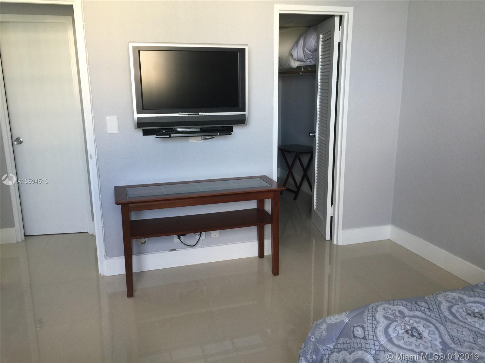 3901 S Ocean Dr #14E Hollywood, FL 33019