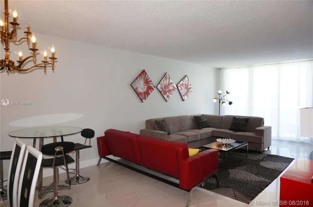 19370 COLLINS AV SEASONAL #1417 Sunny Isles Beach, FL 33160