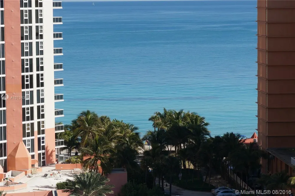 19370 COLLINS AV SEASONAL #1417 Sunny Isles Beach, FL 33160