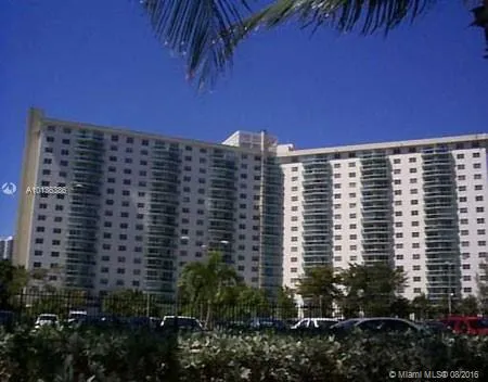 19370 COLLINS AV SEASONAL #1417 Sunny Isles Beach, FL 33160