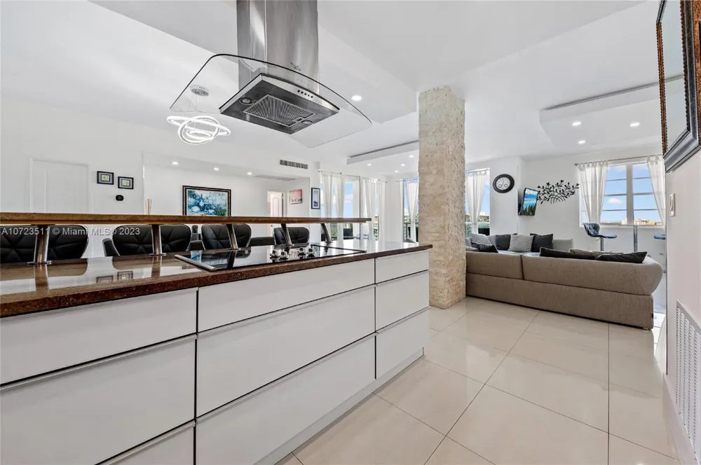 4001 S Ocean Dr #PH2 Hollywood, FL 33019