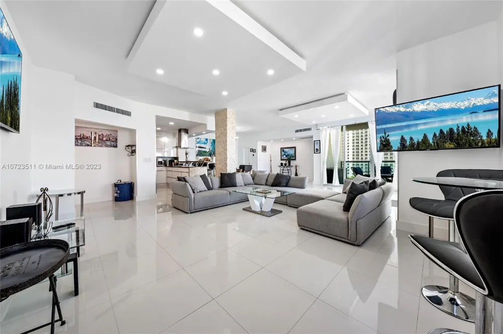 4001 S Ocean Dr #PH2 Hollywood, FL 33019