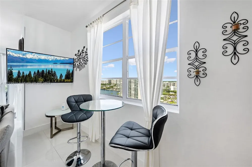 4001 S Ocean Dr #PH2 Hollywood, FL 33019
