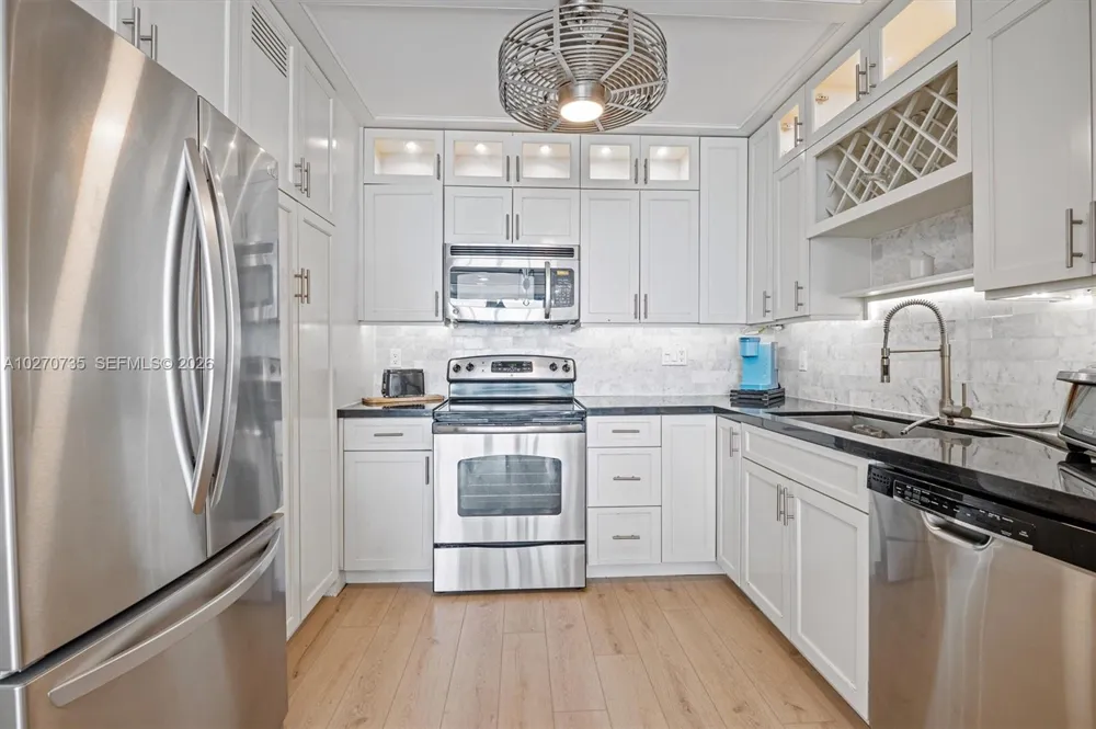 3505 S OCEAN DR #607 Hollywood, FL 33019