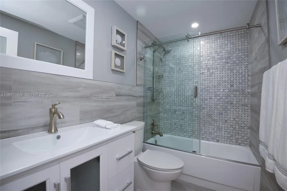 3505 S Ocean Dr #PH-12 Hollywood, FL 33019
