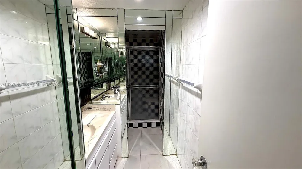 3505 S Ocean Dr #104 Hollywood, FL 33019
