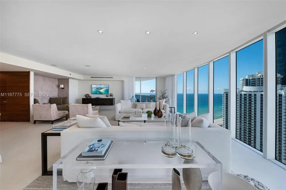 18911 collins ave #2705 Sunny Isles Beach, FL 33160