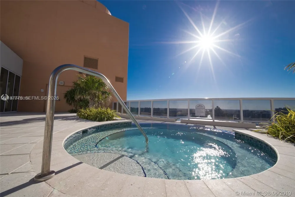 18911 collins ave #2705 Sunny Isles Beach, FL 33160
