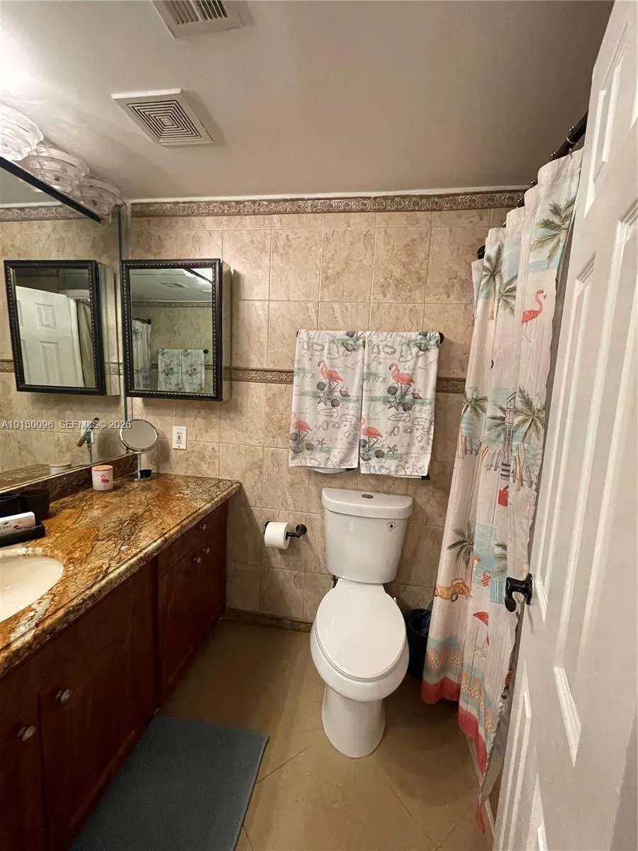 3505 S Ocean Dr #105 Hollywood, FL 33019