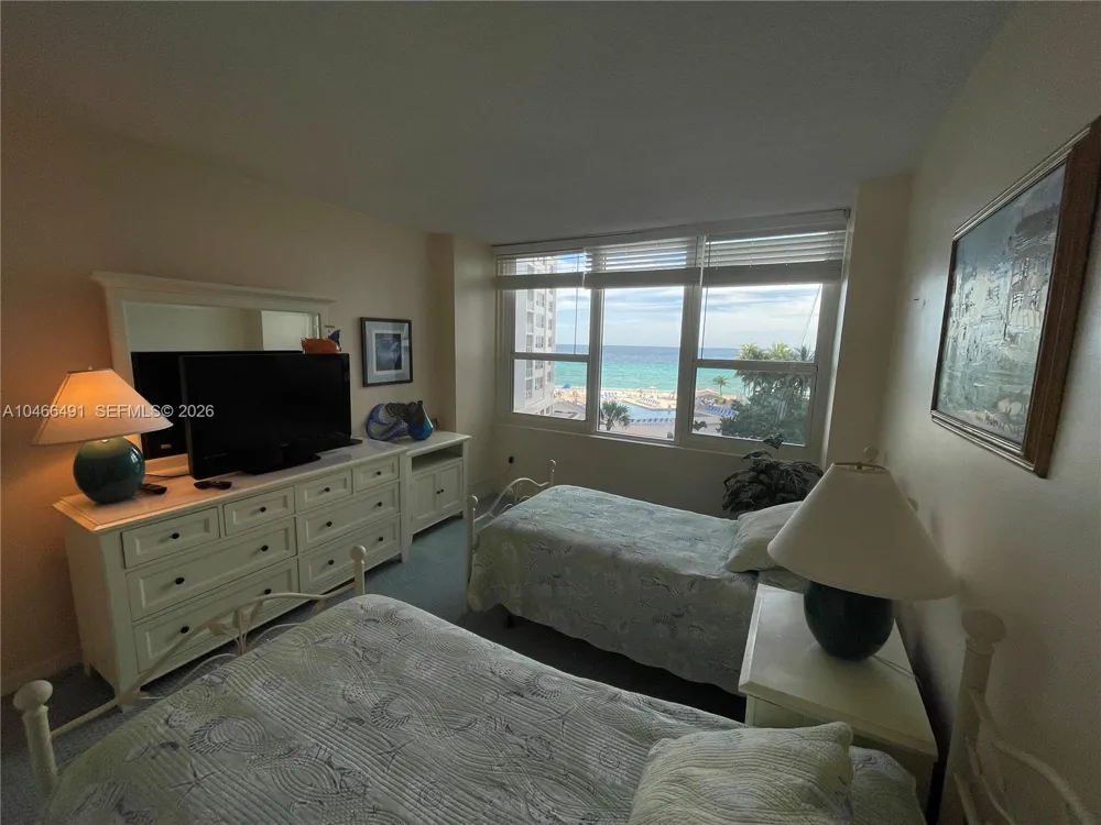3505 S OCEAN DR #421 Hollywood, FL 33019