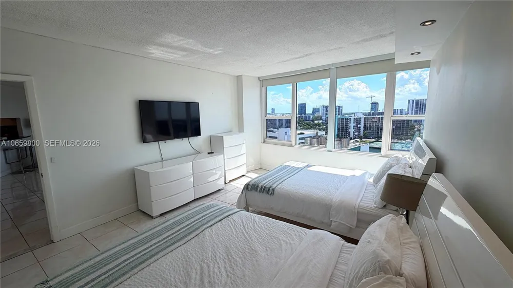 3505 S Ocean Dr #1403 Hollywood, FL 33019