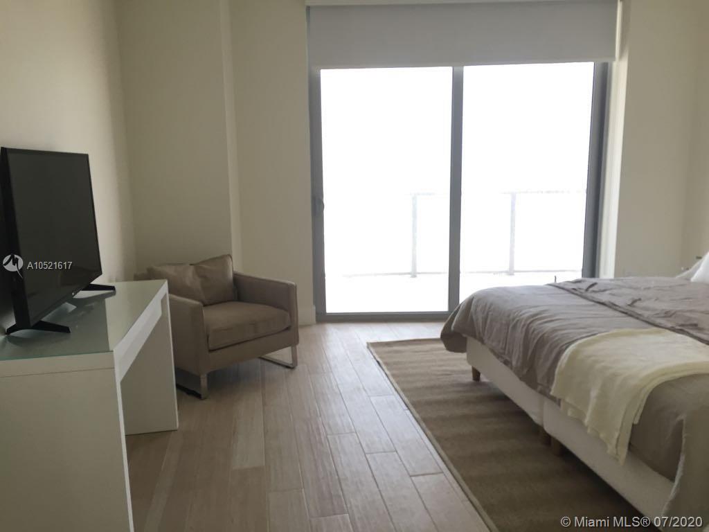 2600 E Hallandale Beach #2202 Hallandale Beach, FL 33009