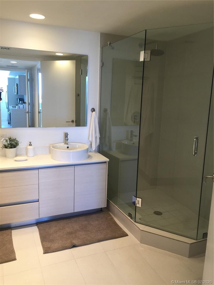 2600 E Hallandale Beach #2202 Hallandale Beach, FL 33009
