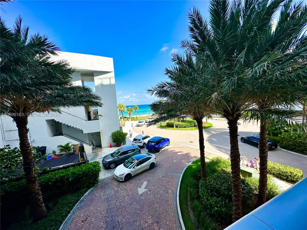 4111 S OCEAN DR #205 Hollywood, FL 33019