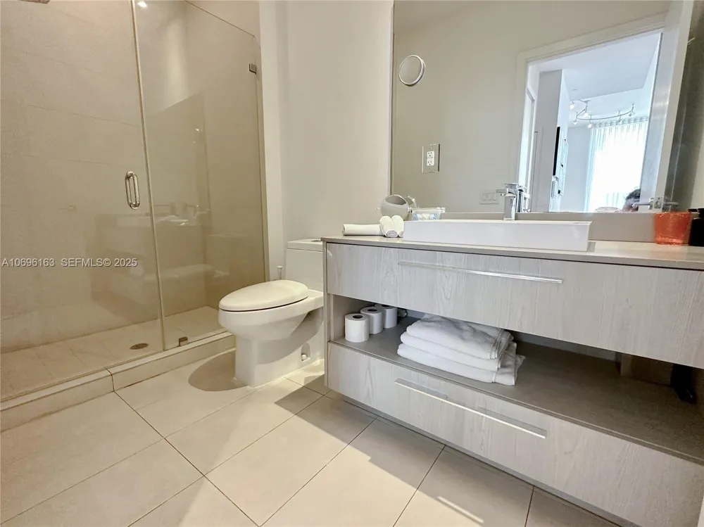 4111 S OCEAN DR #205 Hollywood, FL 33019