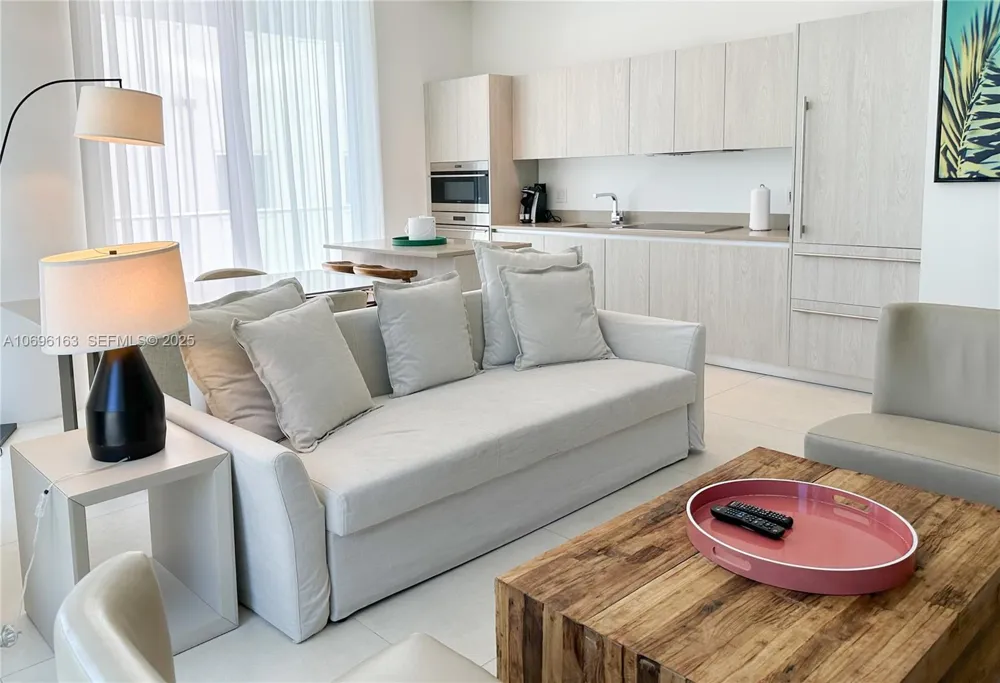 4111 S OCEAN DR #205 Hollywood, FL 33019