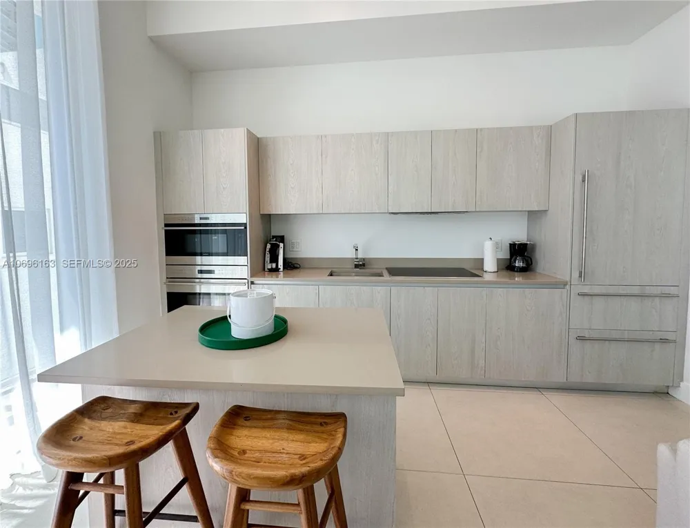 4111 S OCEAN DR #205 Hollywood, FL 33019