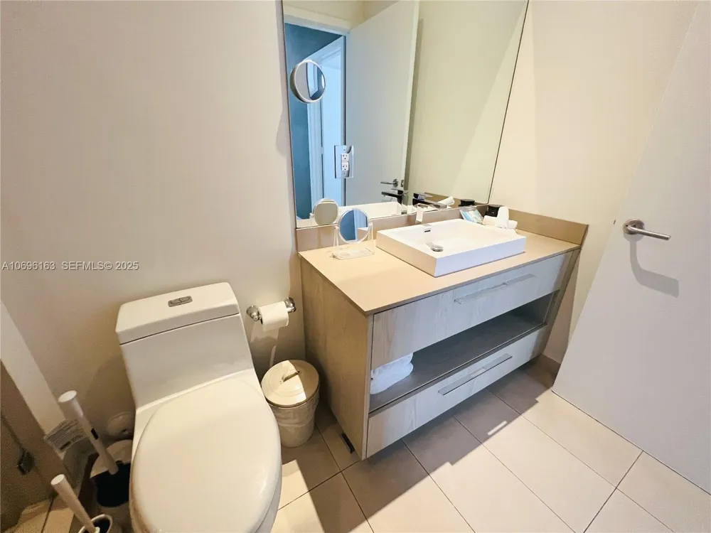 4111 S OCEAN DR #205 Hollywood, FL 33019