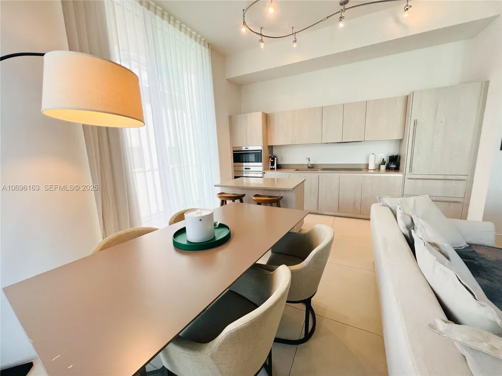 4111 S OCEAN DR #205 Hollywood, FL 33019