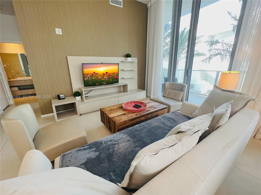 4111 S OCEAN DR #205 Hollywood, FL 33019