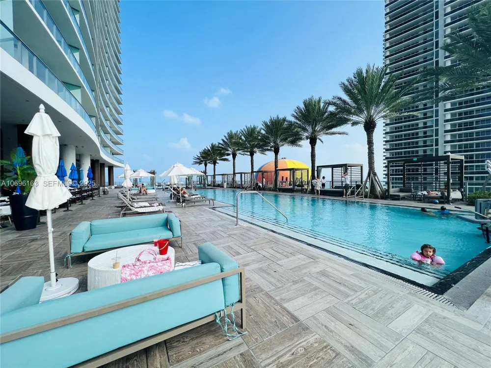 4111 S OCEAN DR #205 Hollywood, FL 33019