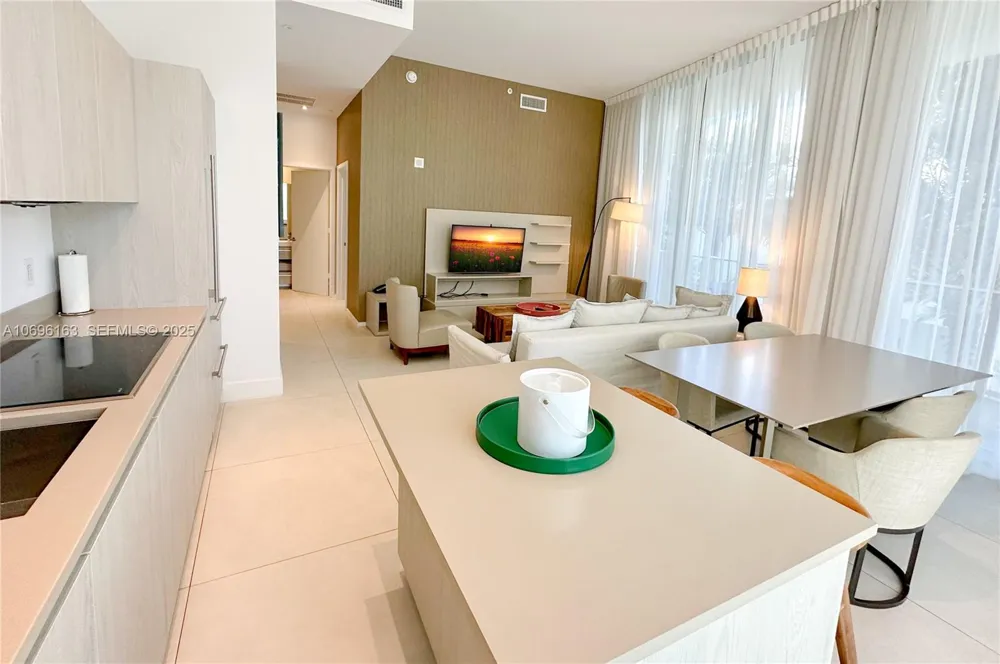 4111 S OCEAN DR #205 Hollywood, FL 33019