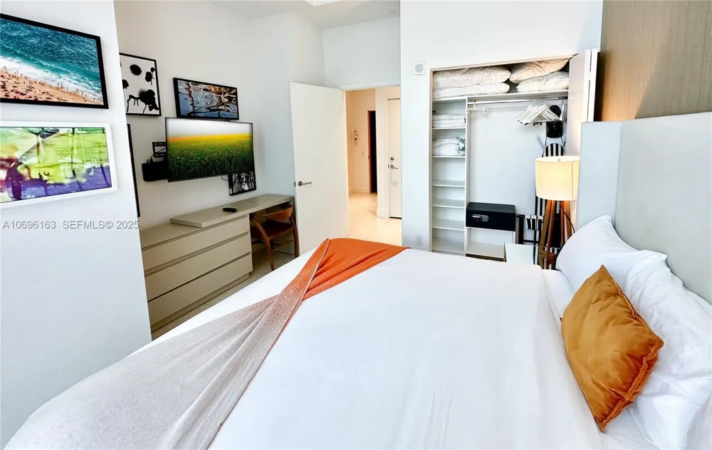 4111 S OCEAN DR #205 Hollywood, FL 33019