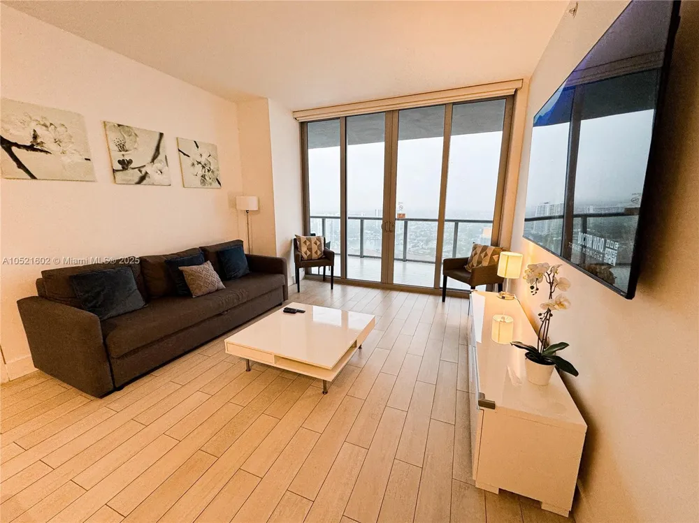 2600 E Hallandale Beach #3104 Hallandale Beach, FL 33009