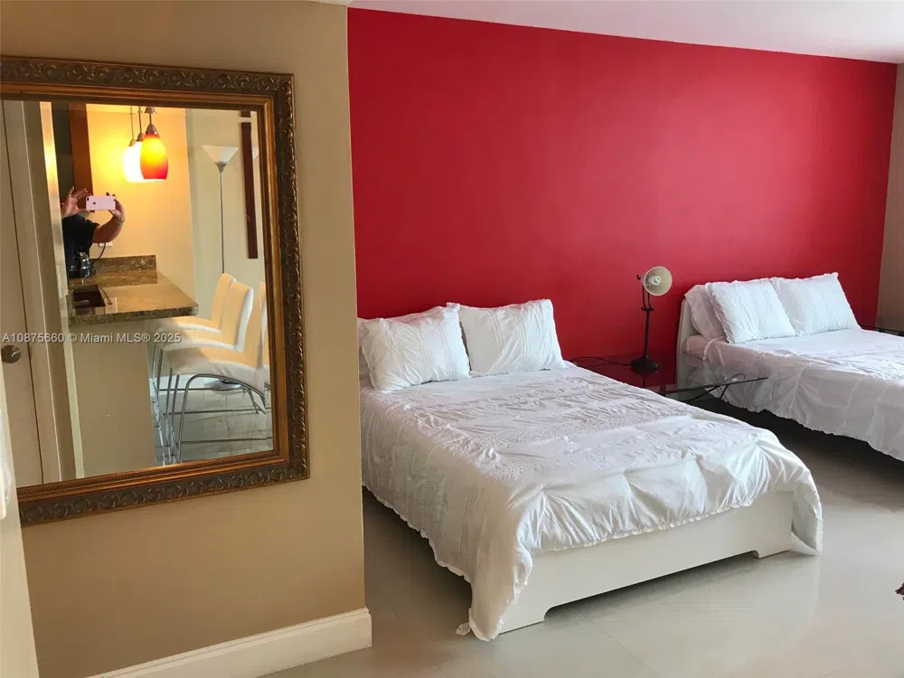 100 Lincoln Rd #1226 Miami Beach, FL 33139