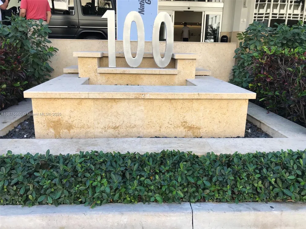 100 Lincoln Rd #1226 Miami Beach, FL 33139