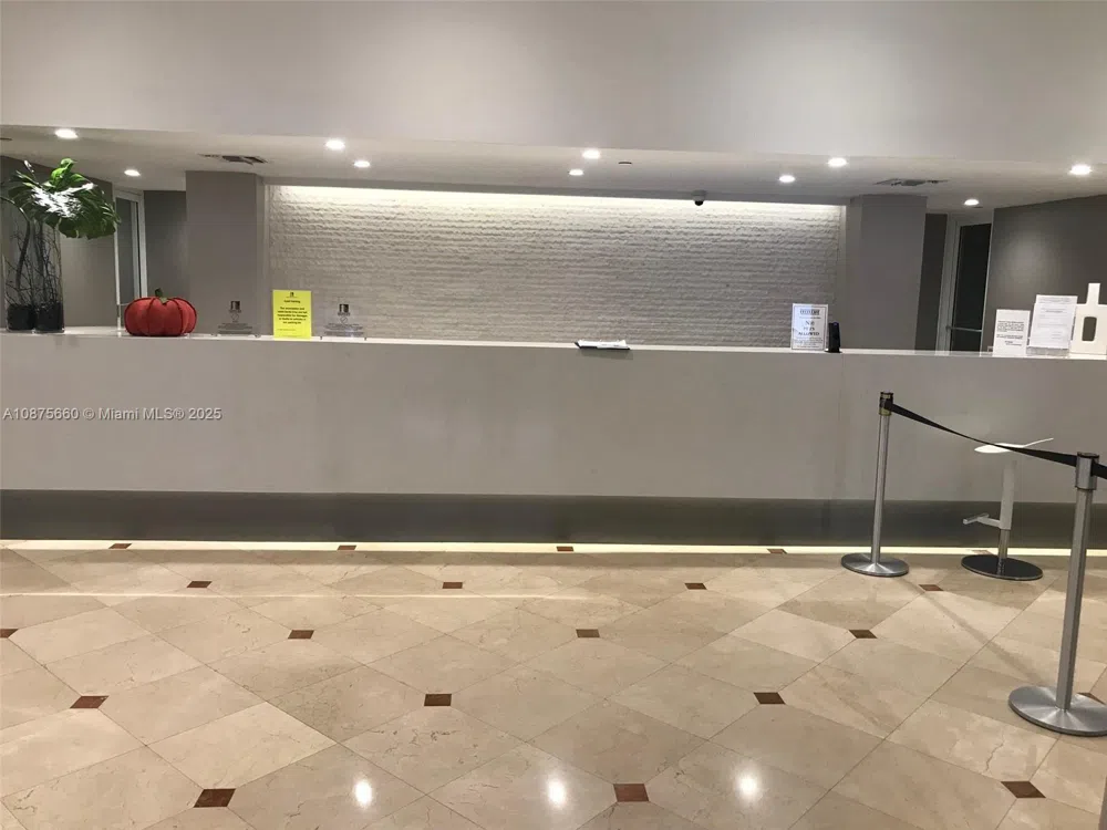 100 Lincoln Rd #1226 Miami Beach, FL 33139