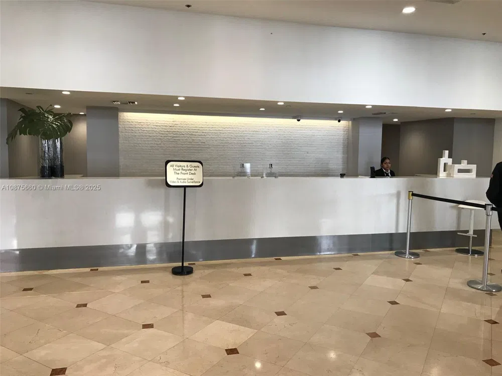 100 Lincoln Rd #1226 Miami Beach, FL 33139